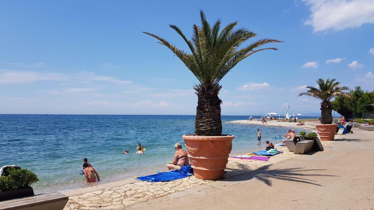 Apartment Izola Sukalo מראה חיצוני תמונה